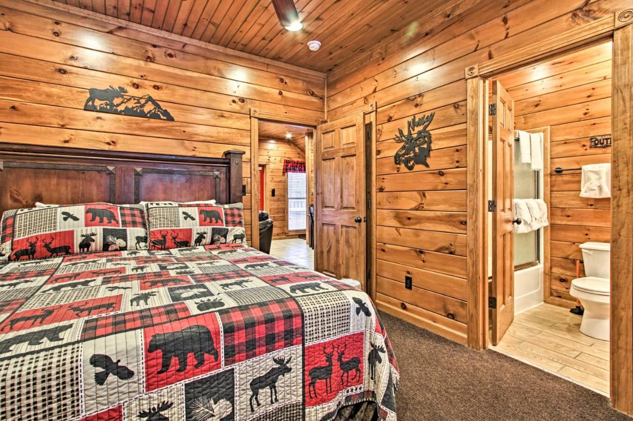 Cabin With Pool Access About 3 Mi To Downtown Gatlinburg Zewnętrze zdjęcie